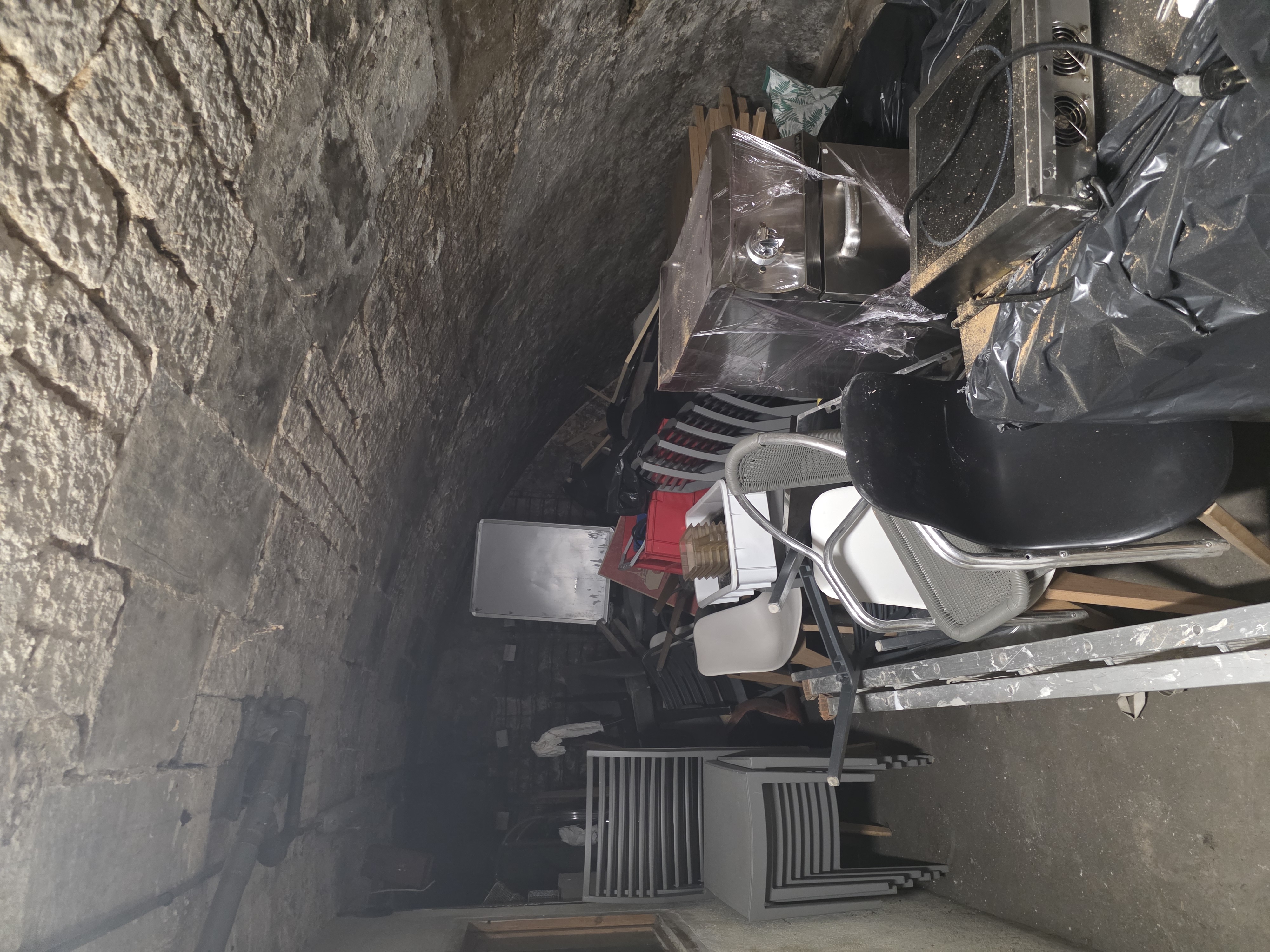 Avant 4 - débarras Vie de Maison